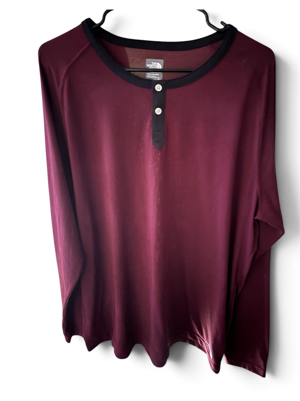 The North Face Flash Dry Henley in Burgundy and Black